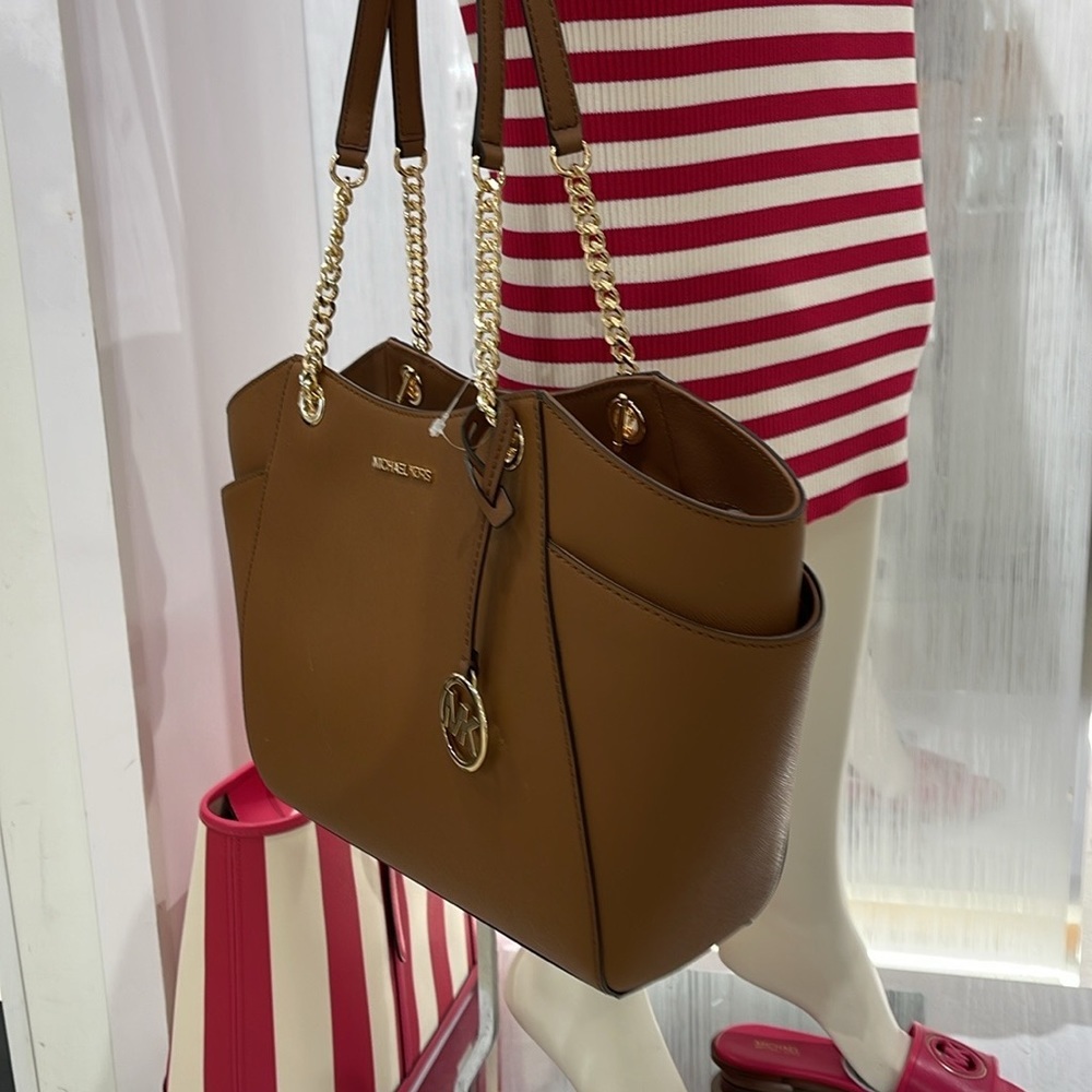 Michael Kors MICHAEL KORS 
Jet Set Large Saffiano Leather Shoulder Tote Bag
NWT - Picture 11 of 16